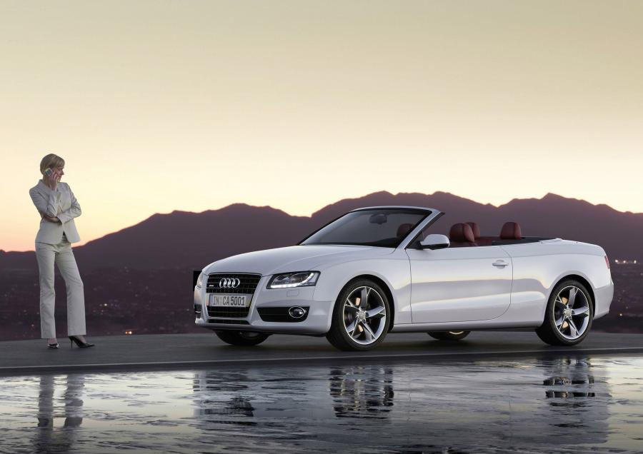  Audi A5 Cabriolet 3.0 TDI 2009 года  (фото 46 из 72)